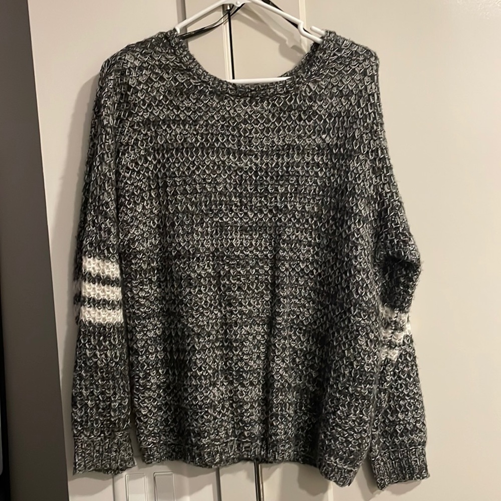 Jessica Simpson size small black, gray and white sweater